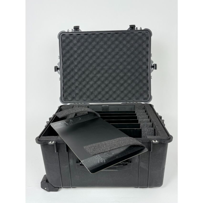 Peli 1620 – Multiple Laptop Case – Flawed Foam