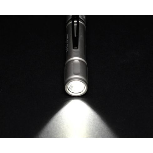 Peli 1910 Flashlight